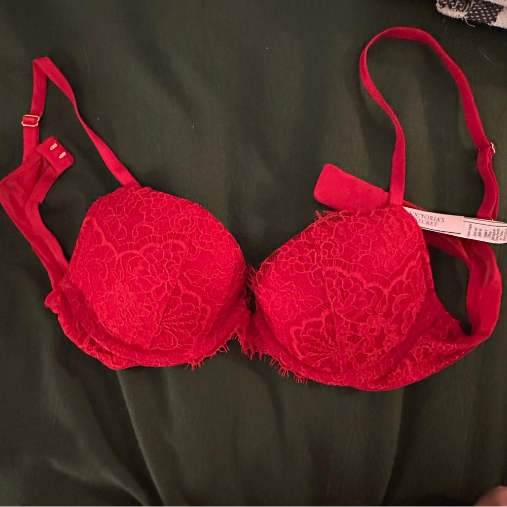 Dream Angels Push Up Bra in 34A